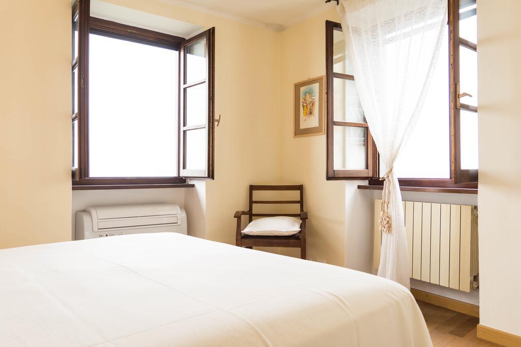 Il Viandante Bed and Breakfast Santo Stefano di Magra Δωμάτιο φωτογραφία